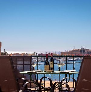 Front Line Townhouse Face La Mer In Ferragudo Luxury Sea Views Διαμέρισμα Exterior photo