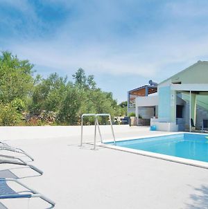 Holiday Home Stratincica 83 With Outdoor Swimmingpool Vela Luka Exterior photo