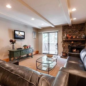 Condo With Outdoor Heated Pool And Free Wifi Vail Exterior photo