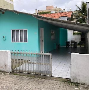 Casa Praia Em Bombinhas Βίλα Exterior photo