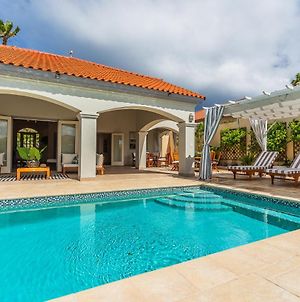Palm Hills Villa Noord Exterior photo