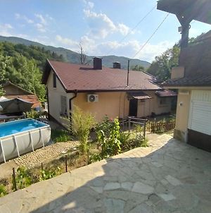 House With A Nice Garden, View, Pool And Fireplace Βίλα Σόφια Exterior photo