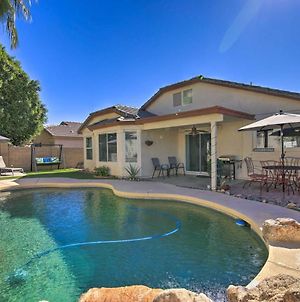 Surprise House With Pool, Patio And Gas Grill! Βίλα Exterior photo