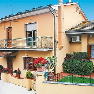 Locazione Turistica Barbara Διαμέρισμα Corsanico-Bargecchia Exterior photo