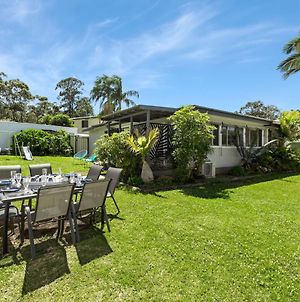 Luxury Pet Friendly Family Home In The Heart Of Huskisson Exterior photo