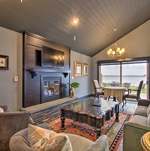 Luxe Breezy Point Escape With Dock And Fire Pit! Βίλα Exterior photo