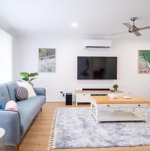 Pet Friendly Battery Hill Home Away From Home Καλούντρα Exterior photo