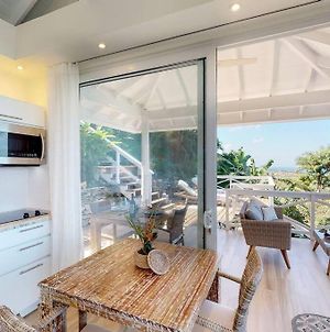 Villa Robellina @Coral Views, French Harbor Ροατάν Exterior photo