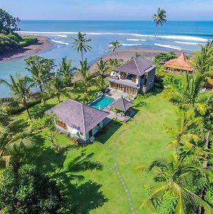 Beach Villa Balian Selemadeg  Exterior photo