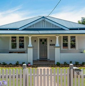 Sunny Federation Charm In Central Mudgee At Bunbinya Exterior photo