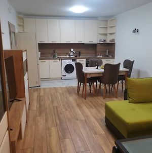 New Apartment Near City Center With Free Parking Σόφια Exterior photo