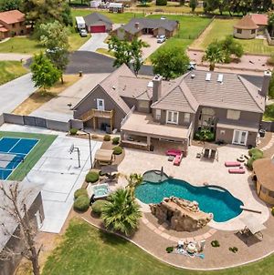 Fully Loaded Mansion In Gilbert With Waterfall Exterior photo