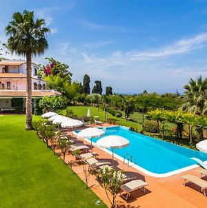 Captivating Villa In Ricadi With Pool Exterior photo