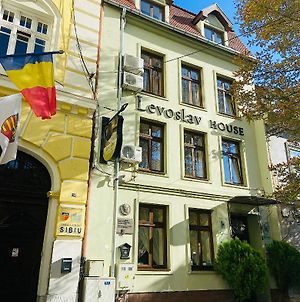 Villa Levoslav House Σίμπιου Exterior photo