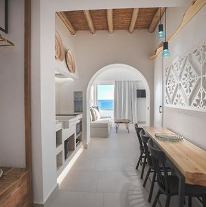 Sfakia Seaside Luxury Suites Χώρα Σφακίων Exterior photo