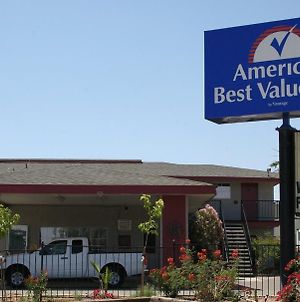 Americas Best Value Inn Needles Exterior photo