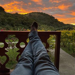 Belcruz Bed & Breakfast Monteverde Exterior photo