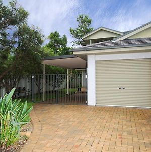 1/94 Rocky Point Rd - Duplex With Aircon, Foxtel And Short Walk To The Sports Club. Βίλα Fingal Bay Exterior photo