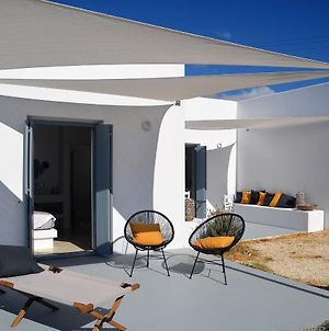 The Hedonist Square Cycladic House With Sea View Βίλα Πάρος Exterior photo