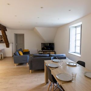 Magnifique Appartement Renove Dans Residence Saumur Exterior photo