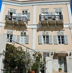 Hotel Omiros Ερμούπολη Exterior photo