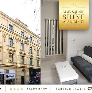 "Shine"Apartment-Right On The Main Square 2Bdr New Historic Property Ζάγκρεμπ Exterior photo