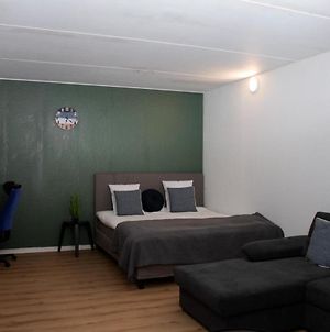 Entire Apartment Malmo 2 Bedrooms-Tv Lounge-Balcony Exterior photo