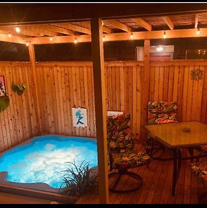 Right At Home- Midland Hot Tub Delight Exterior photo