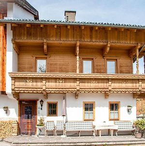 Pleasant Apartment In Hainzenberg In A Skiing Area Exterior photo