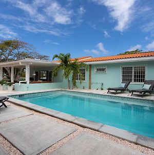 Paradijselijke Villa Met Prive Zwembad, Palapa, Tropische Tuin En Rondom Privacy Grote Berg Exterior photo