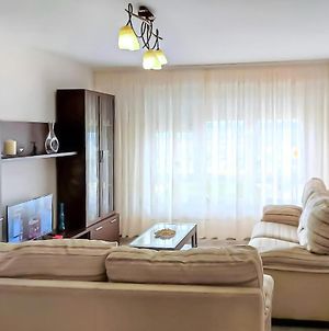 Nice Apartment In Muxa With 4 Bedrooms Muxia Exterior photo