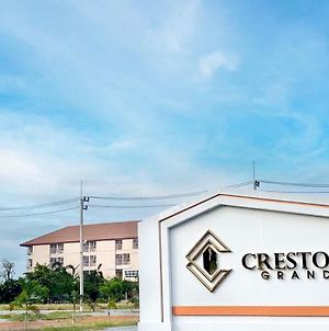 Creston Grand Ξενοδοχείο Suphan Buri Exterior photo