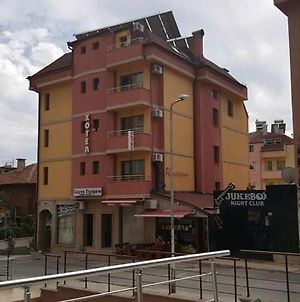 Sveti Georgi Hotel Σαντάνσκι Exterior photo