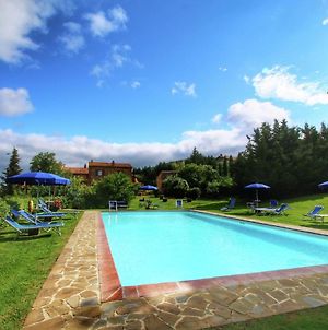Chaming Farmhouse In Tuscany With Swimming Pool Βίλα San Quirico dʼOrcia Exterior photo