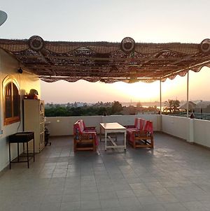The Magic Of Luxor Private Studio Apartment On The Rooftop Exterior photo