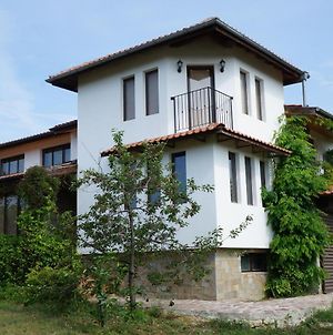 Villa Bignonia Βάρνα Exterior photo