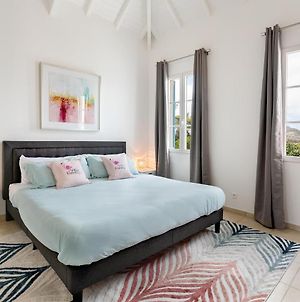 Villa Flamingo, Beautiful 2 Bedroom House - 1 Min From The Beach! Orient Bay Exterior photo