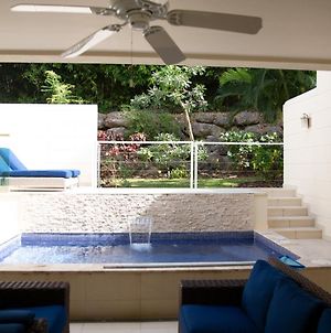 Luxury 3-Bed Villa St James Near Beach & Gym Άγιος Ιάκωβος Exterior photo