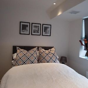 Whole Apartment 5 Mins To East Croydon & Concierge Λονδίνο Exterior photo