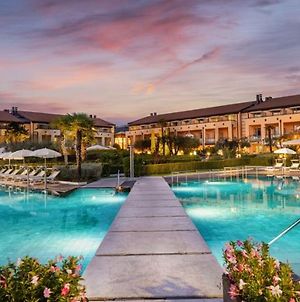 Caesius Thermae & Spa Resort Μπαρντολίνο Exterior photo