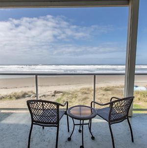 Rockaway Beach Retreat-Oceanfront,Rockaway Beach House & Downtown,Wifi Βίλα Exterior photo