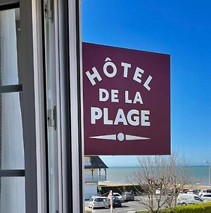 Hotel De La Plage Houlgate Exterior photo