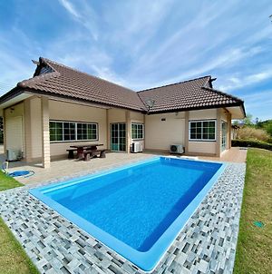 Sand-D House Pool Villa A15 At Rock Garden Beach Resort Rayong Mae Phim Exterior photo