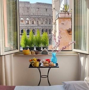 Rental In Rome Colosseo View Luxury Exterior photo