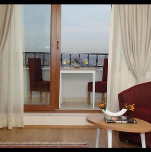 Three Apples Suites And Hotel Κωνσταντινούπολη Exterior photo
