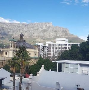 Bright, Light, Central. Views Of Table Mountain. Διαμέρισμα Κέιπ Τάουν Exterior photo