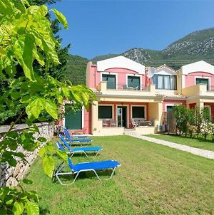 Delightful Holiday Home In Korfu With Garden And Terrace Πυργί Exterior photo