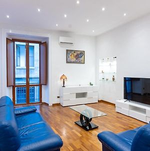 Dimora Del Fico - Appartamento Elegante E Spazioso Νάπολη Exterior photo