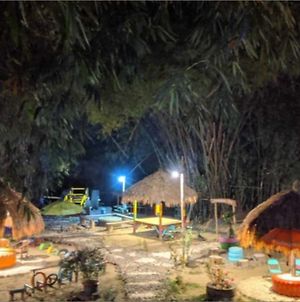 Campground Bintaran Ξενοδοχείο Bantul Exterior photo