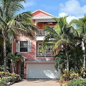 Key West Feel Steps From Historic Downtown Stuart Βίλα Exterior photo